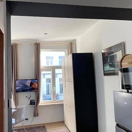 Magnifique Studio Au 2Eme Etage, A Proximite De La Gare Du Midi! بروكسل المظهر الخارجي الصورة
