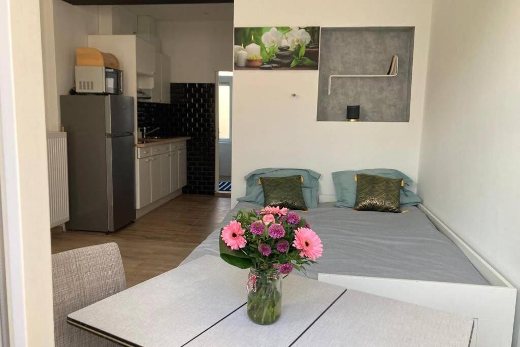 Magnifique Studio Au 2Eme Etage, A Proximite De La Gare Du Midi! بروكسل المظهر الخارجي الصورة